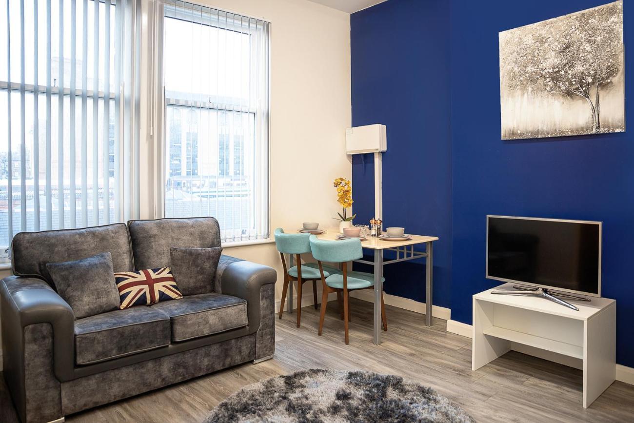 Betty'S Apartment- Metres From Train Station Harrogate Zewnętrze zdjęcie